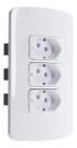 Linha B3 Conj 42 Tomada Tripla 2p+t 20a 250v