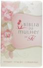 Livro - Bíblia da Mulher de Fé, NVI, Couro Soft, Flores