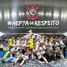 Livro HEP7AdeRESPEITO - Corinthians Campeão Brasileiro de 2017 Livro HEP7AdeRESPEITO - Corinthians Campeão Brasileiro de 2017