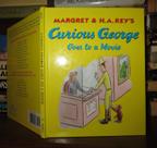 Livro HOUGHTON MIFFLIN HARCOURT Curious George Vai ao Cinema