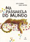 Livro - Na passarela do mundo