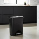 Lixeira 45 Litros AGRAPLAST Plástico PRETA com Pedal Modelo 694 Cozinha Lavanderia Garagem Área de Serviço