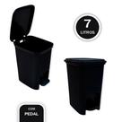 Lixeira de 7 litros com Pedal e Trama Rattan, ideal para ambientes internos Cores variadas