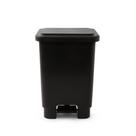 Lixeira plástica 50 litros com pedal - 13246