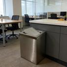 Lixeira Quadrada 50l Com Tampa Em Aço Inox Para Área Interna E Externa Lixeira Quadrada 50l Com Tampa Em Aço Inox Para Área Interna E Externa