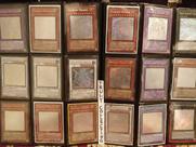 Lote de cartas colecionáveis YU-GI-OH! 400 Premium com 11 Holos e 25 Rares