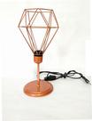 Luminária De Mesa- Abajur Aramado Haste Cobre Total Luminária De Mesa- Abajur Aramado Haste Cobre Total