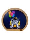 Luminária de Mesa Decorativa Astronauta com Balões Bivolt Luminária de Mesa Decorativa Astronauta com Balões Bivolt