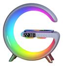 Luminária Formato G de mesa Relógio Bluetooth Carregador Indução RGB Caixa de Som Rádio