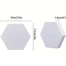 Luminária LED hexagonal de parede, material ABS PC.