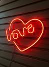 Luminária LED Neon Love Coração Eletro Romântica Dia dos Namorados -