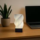 Luminaria Mesa Abajur Led Portátil LUPI Luxo Luz de Cabiceira Abajures Decoracao Diversos Presente Quarto Geometrico