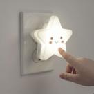 Luminária Noturna Estrela LED Colorida Quarto Infantil Decoração 1W Bivolt Luz Suave Tomada Parede