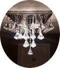Lustre Torre De Peão Com Lâmpadas Branco Frio Inclusas Lustre Torre De Peão Com Lâmpadas Branco Frio Inclusas