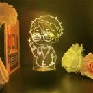 Luz noturna USB 188 Boy Group Gu Qingpei com suporte de estatueta