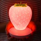 Luz noturna WLHONG Strawberry Silicone USB recarregável