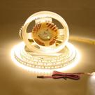 Luzes de faixa de LED VST Warm White 120LEDs/m 1000Lm 9,6W 12V