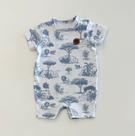 Macacão Curto Infantil Menino Milon Branco Estampado Safari Azul Em Malha Confortável Macacão Curto Infantil Menino Milon Branco Estampado Safari Azul Em Malha Confortável