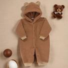 Macacão para Bebê de Pelúcia Teddy Com Capuz Tons Variáveis de Caramelo Macacão para Bebê de Pelúcia Teddy Com Capuz Tons Variáveis de Caramelo