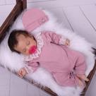 Macacão para bebe recém nascido com touca feminino detalhe renda malha de algodão para maternidade Macacão para bebe recém nascido com touca feminino detalhe renda malha de algodão para maternidade