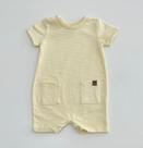 Macaquinho P/GG Milon Bebê Amarelo com Bolsos Frontais Macaquinho P/GG Milon Bebê Amarelo com Bolsos Frontais