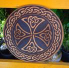 Mandalas pirografadas em MDF com 30 cm de diâmetro.