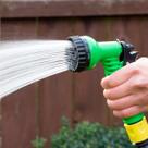 Mangueira Verde Flexível para Lavagem de Calçadas