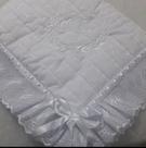 Manta para bebê matelada bordada /branca