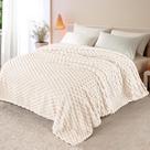 Manta Whale Flotilla Fluffy Queen Size 230x230cm Ivory