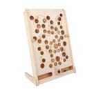 Máquina de jogo de pinball de madeira equilibra a coordenação mão-olho