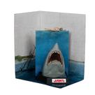 McFarlane Toys - Figura Posed de 15 cm Jaws (50º Aniversário)