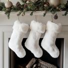Meias de Natal AOGU Snowy White Faux Fur 46 cm, pacote com 3
