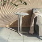 Mesa Auxiliar Lateral Oval 60x70cm MDF Off White Mesa Auxiliar Lateral Oval 60x70cm MDF Off White