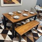 Mesa Colonial com 2 Bancos