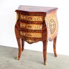 Mesa de Cabeceira Folheado Natural Claro Medalhão Marchetado Mesa de Cabeceira Folheado Natural Claro Medalhão Marchetado