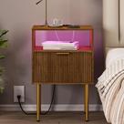 Mesa de Cabeceira JOONEE com Tomada e Luz LED, Mesa Lateral com Gaveta de Armazenamento, Mesa com Frisos para Sala de Estar e Quarto