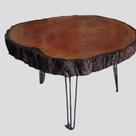 Mesa de Centro rústica com resina