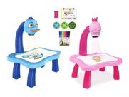 Mesa de Desenho Infantil Projetor Com Mini Lousa e Materiais Caderno de Artes e 12 Canetinhas