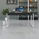 Mesa de Escritorio Office C/02 Gavetas Kuadra 135cm Est.Branca