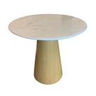 Mesa de Jantar Cone 70 cm Base Madeira Natural Freijó Claro e Tampo Mármore Branco Extra Mesa de Jantar Cone 70 cm Base Madeira Natural Freijó Claro e Tampo Mármore Branco Extra