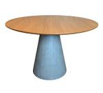 Mesa de Jantar Cone Cimento Rústico 120 cm Tampo Freijó