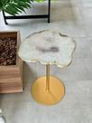 Mesa Decorativa Dourada Alta de Chapa de Ágata Natural 57,2cm Mesa Decorativa Dourada Alta de Chapa de Ágata Natural 57,2cm