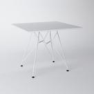 Mesa Eiffel Quadrada 90cm Tampo De Madeira Branco Com Base De Ferro Branco