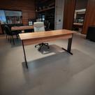 Mesa Escrivaninha Home Office 1502 Realme 150x60cm Nogal/Preto Mesa Escrivaninha Home Office 1502 Realme 150x60cm Nogal/Preto