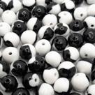 Miçanga Bola Preto e Branco 11mm 10pçs Passante Biju 11g