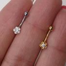 MICROBELL CURVO PRATA 925 FLOR CHARME - Piercing de Prata com Zircônia