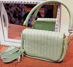 Mini Bolsa Transversal Feminina Verde Claro em Couro - 828