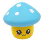 Mini cogumelo realista com design de desenho animado portáti