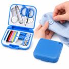 Mini Kit Costura de Bolso Rosa ou Azul para Emergências Pequenos Reparos em Roupas Ideal Para Bolsas Mini Kit Costura de Bolso Rosa ou Azul para Emergências Pequenos Reparos em Roupas Ideal Para Bolsas