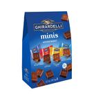 Mini Quadrados Sortidos de Chocolate Ghirardelli 343,8 ml